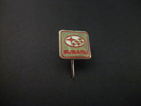 Subaru Japans automerk zilverkleurig logo